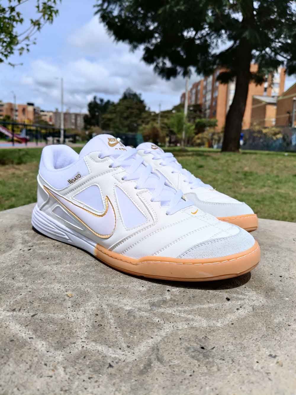 Blanco-dorado-1